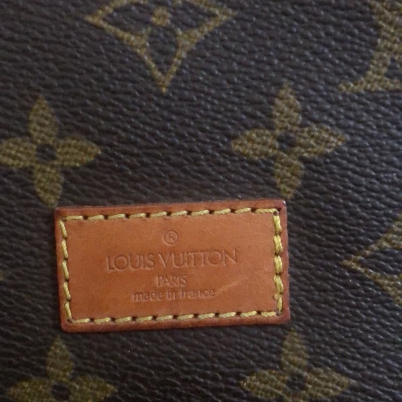 Authentic Vintage Louis Vuitton - Picture 11 of 16
